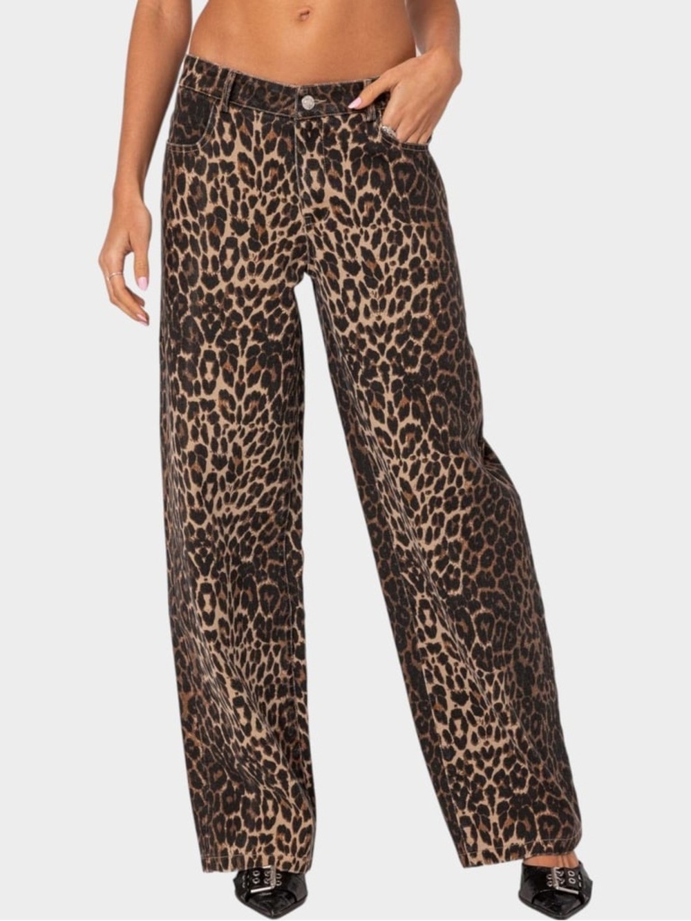 EDIKTED Leopard Print Low Rise Jeans